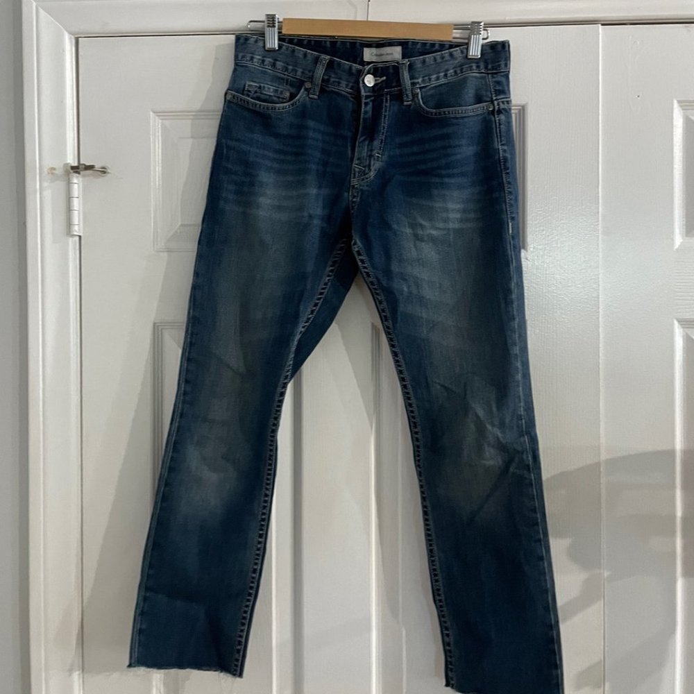 CALVIN KLEIN slim washed denim jeans